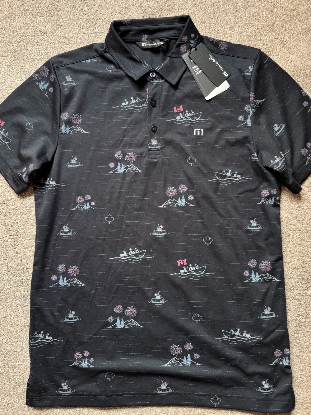 NWT Mens Travis Mathew Lake Break Short Sleeve Polo Brand New Canada Size Medium